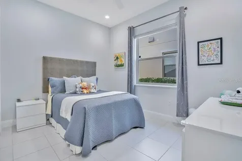 10481 Royal Cypress Way Orlando FL 32836