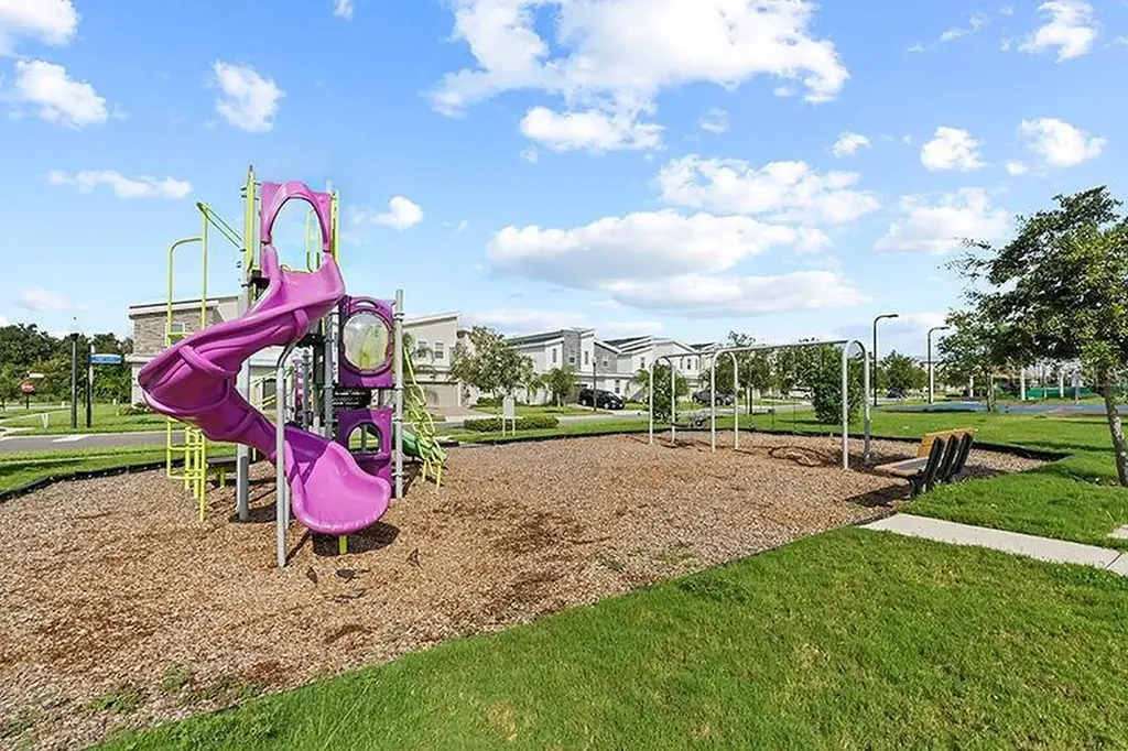 563 Ocean Course Avenue Davenport FL 33896