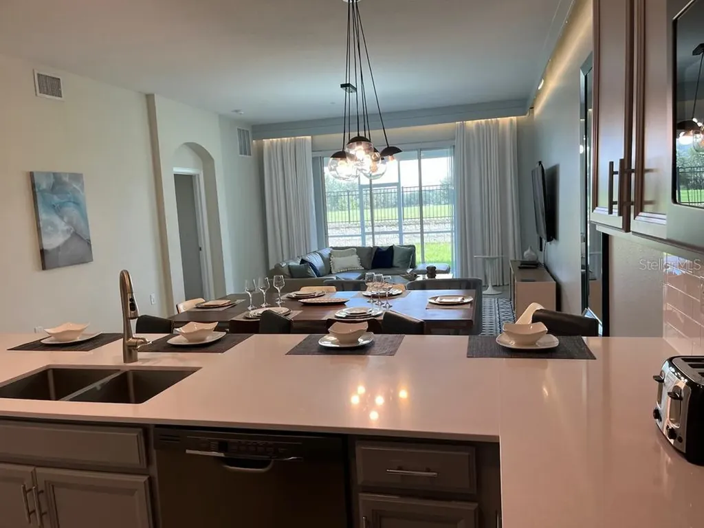 563 Ocean Course Avenue Davenport FL 33896