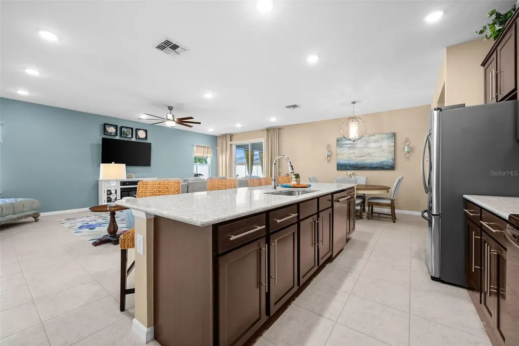 2213 SW 7th Place Cape Coral FL 33991