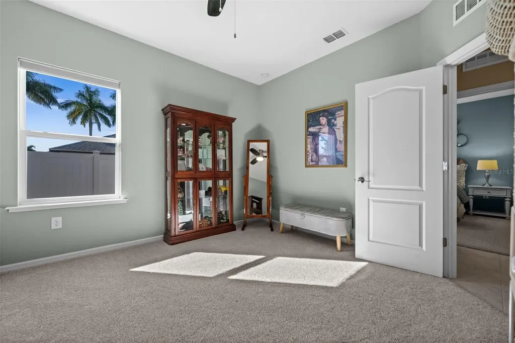 2213 SW 7th Place Cape Coral FL 33991