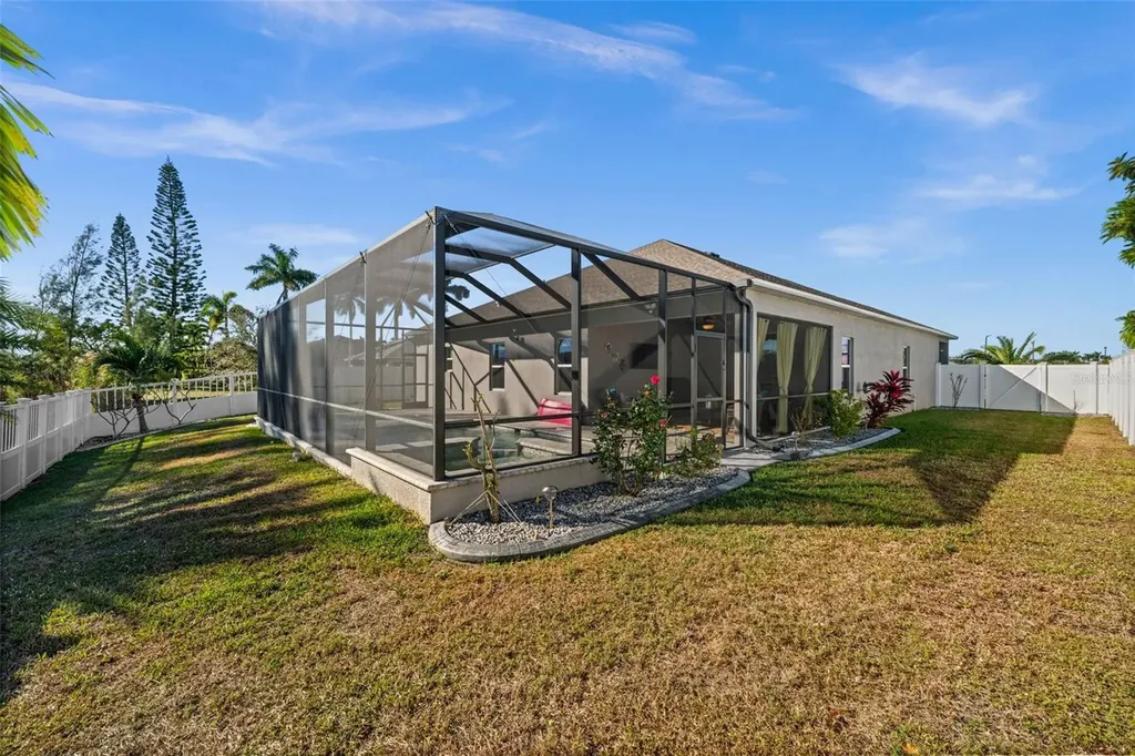 2213 SW 7th Place Cape Coral FL 33991