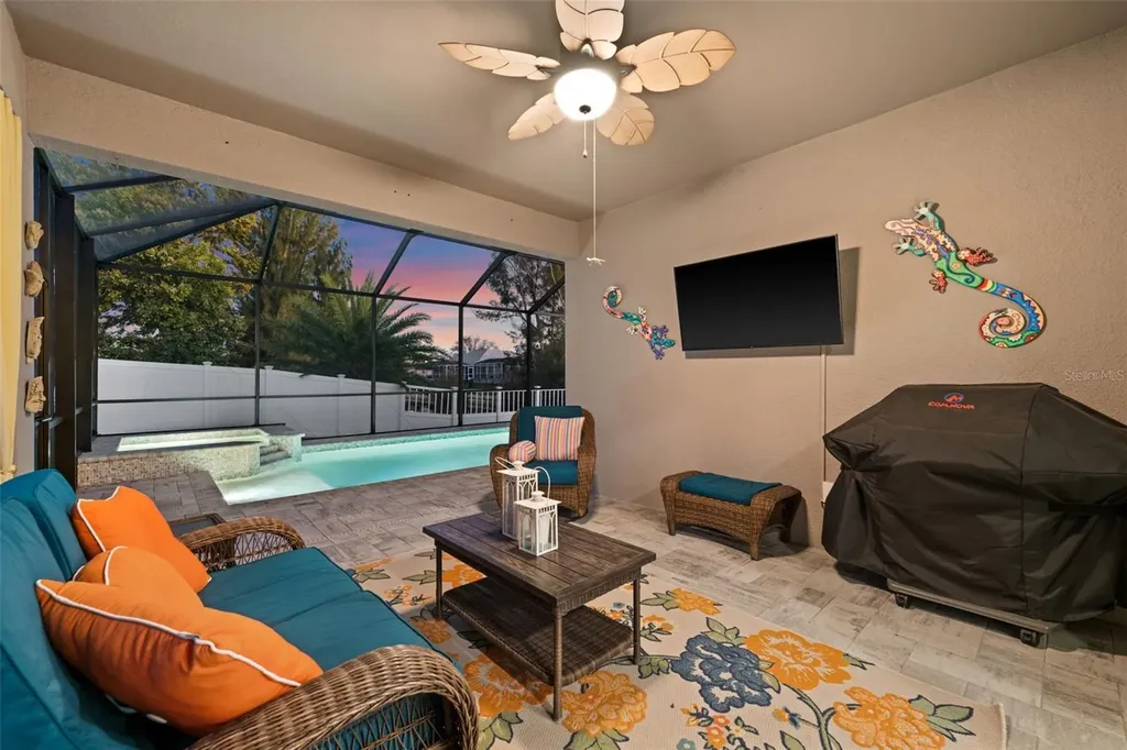 2213 SW 7th Place Cape Coral FL 33991