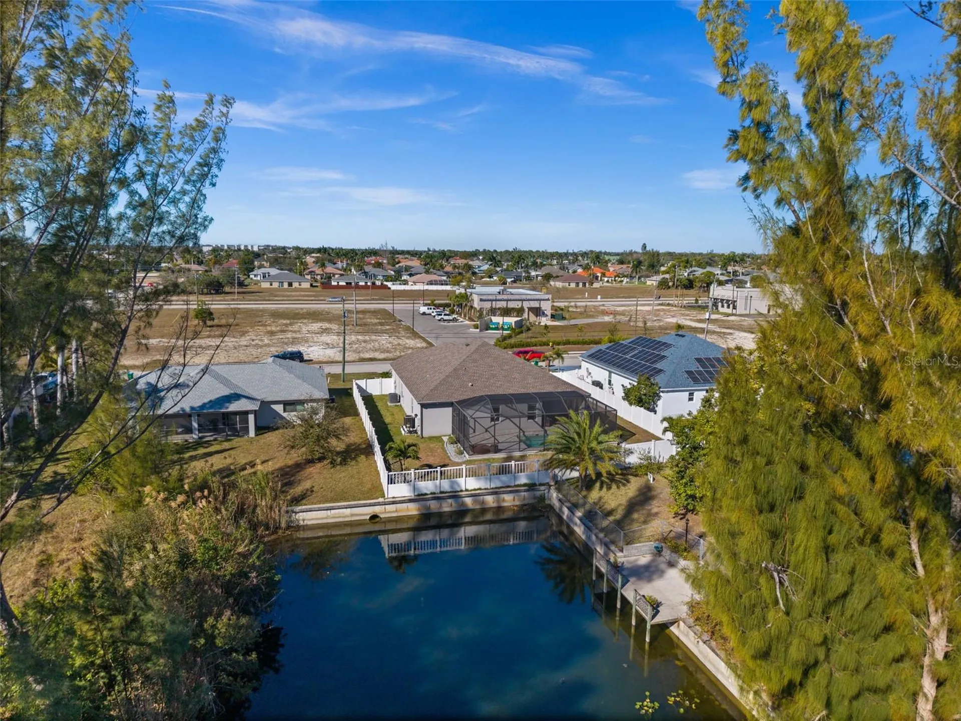 2213 SW 7th Place Cape Coral FL 33991