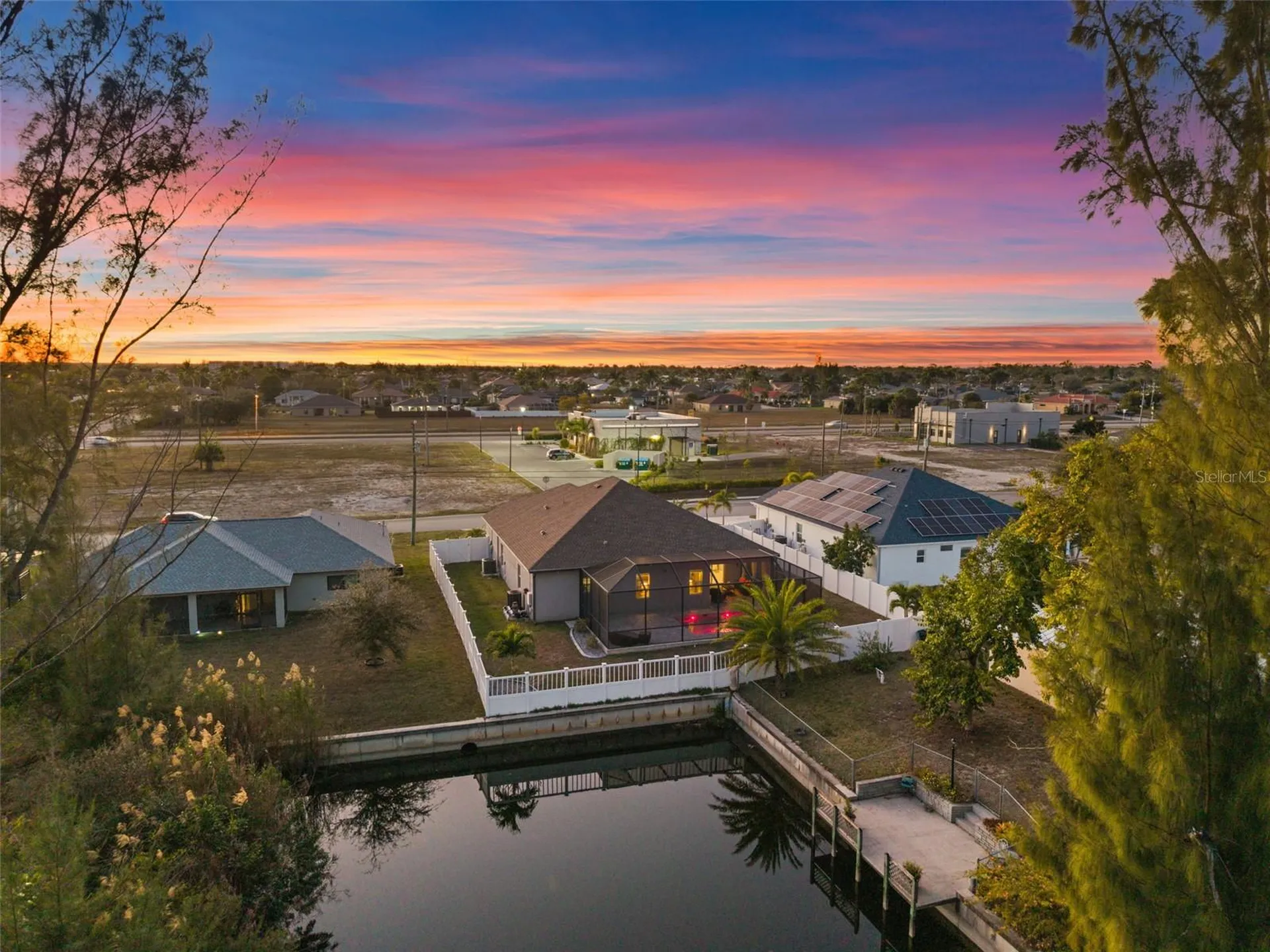 2213 SW 7th Place Cape Coral FL 33991