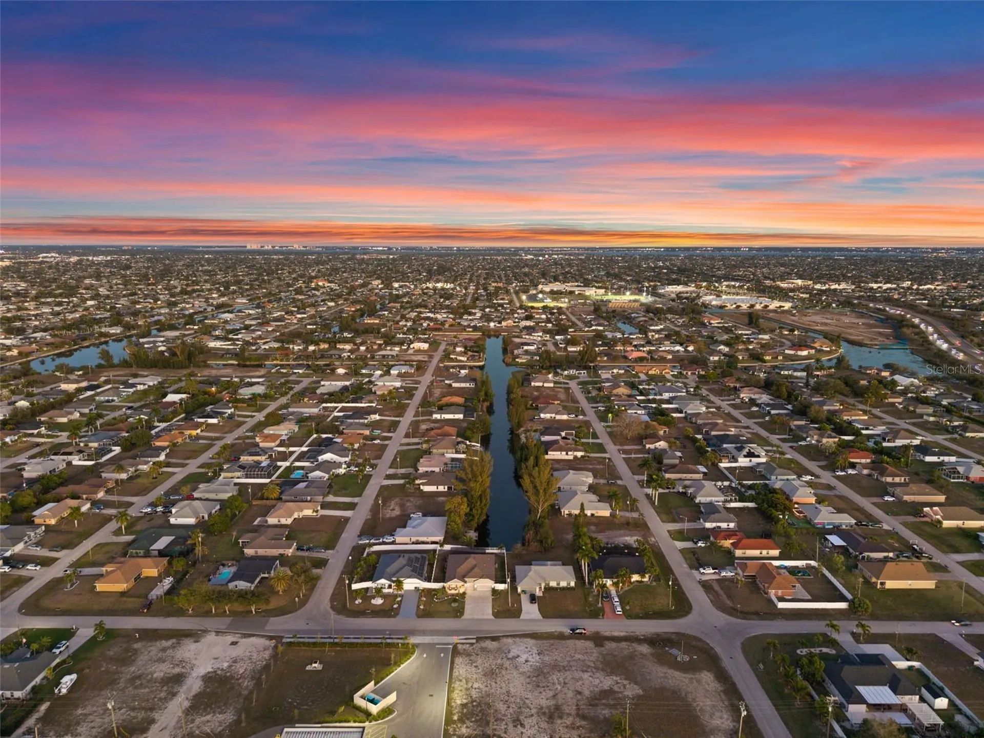 2213 SW 7th Place Cape Coral FL 33991