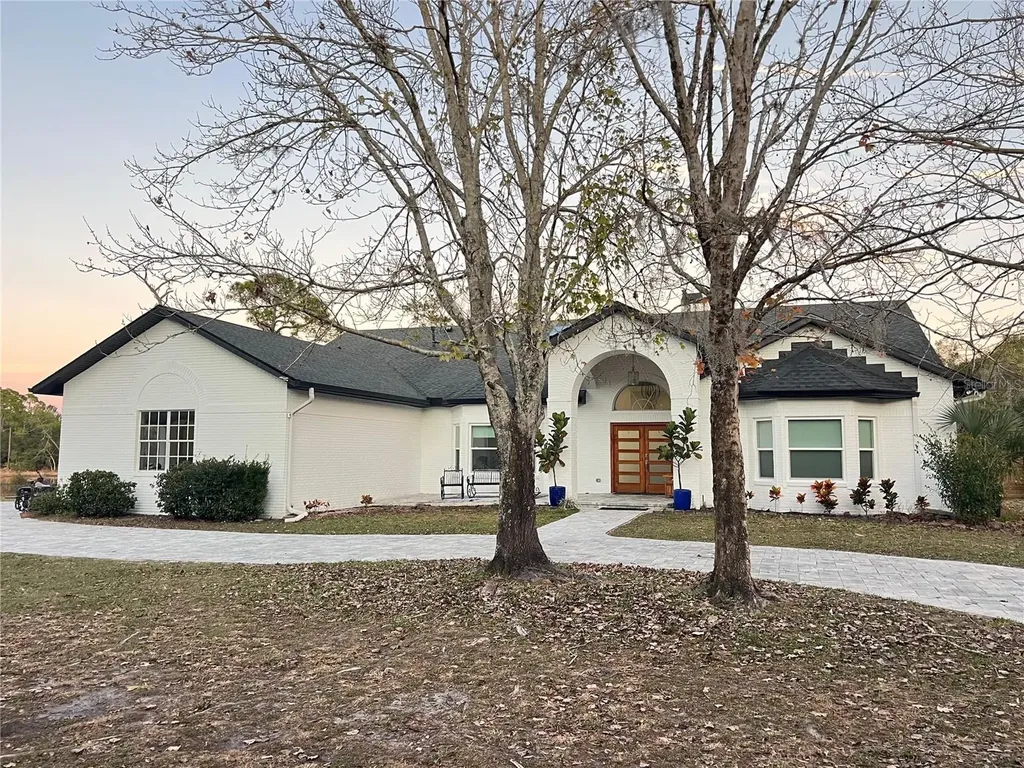 965 Pine Hill Boulevard Geneva FL 32732