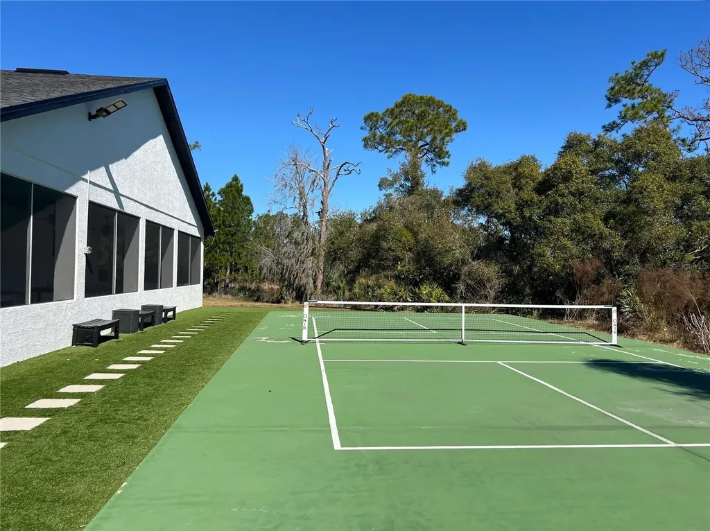 965 Pine Hill Boulevard Geneva FL 32732
