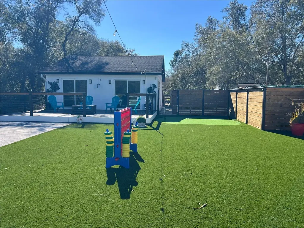 965 Pine Hill Boulevard Geneva FL 32732