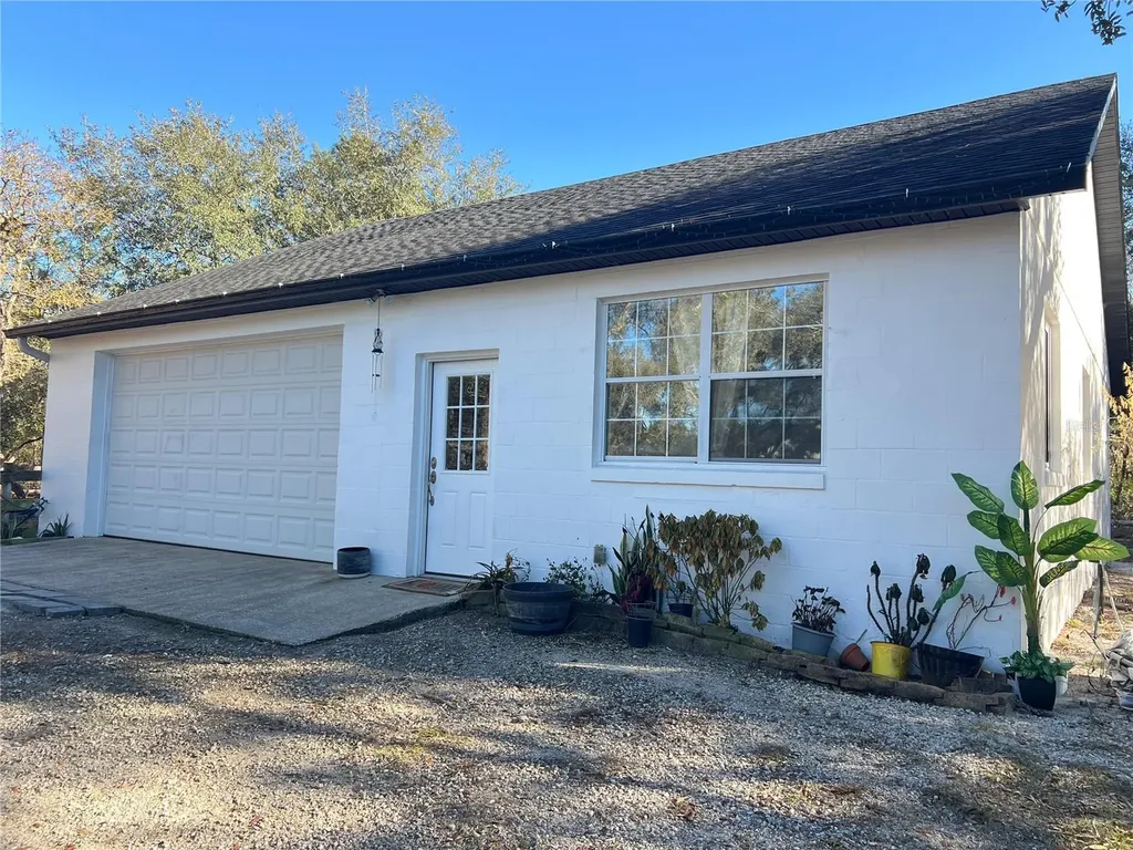 965 Pine Hill Boulevard Geneva FL 32732