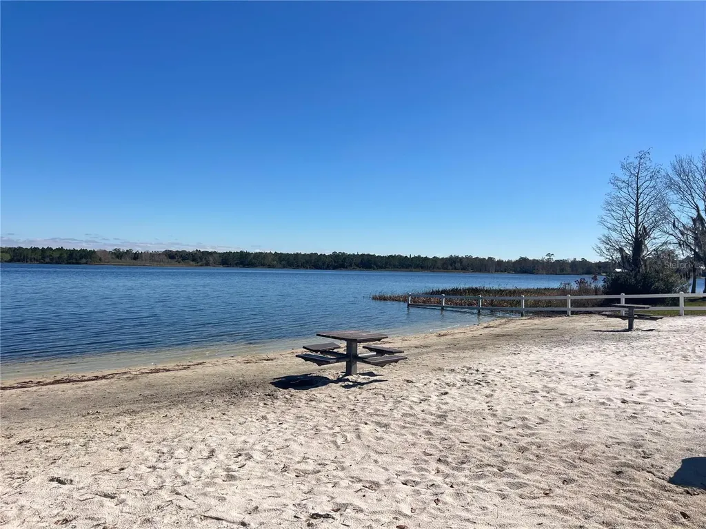 965 Pine Hill Boulevard Geneva FL 32732