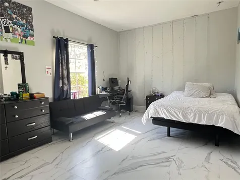 965 Pine Hill Boulevard Geneva FL 32732