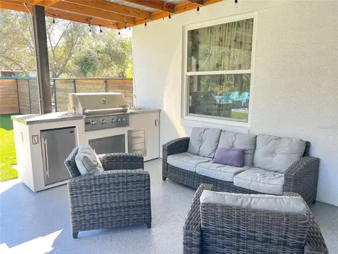 965 Pine Hill Boulevard Geneva FL 32732
