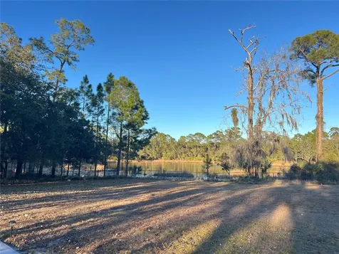 965 Pine Hill Boulevard Geneva FL 32732