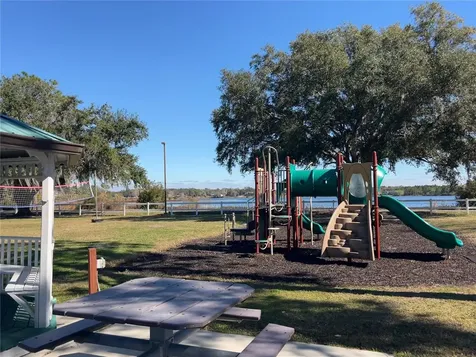 965 Pine Hill Boulevard Geneva FL 32732