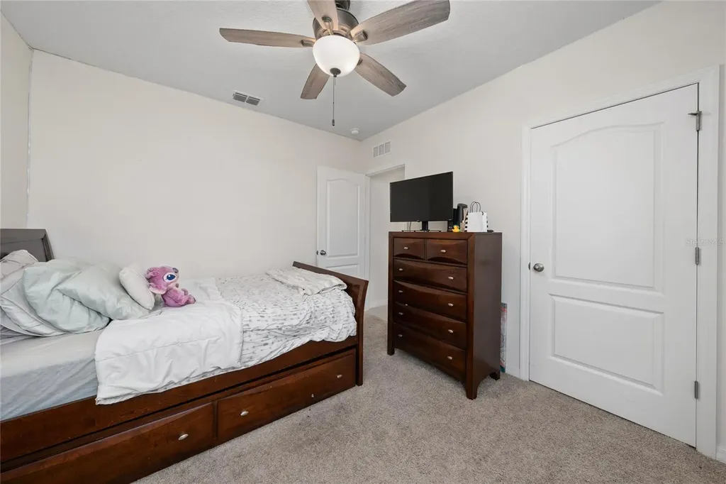 5275 Mayor Drive St Cloud FL 34771