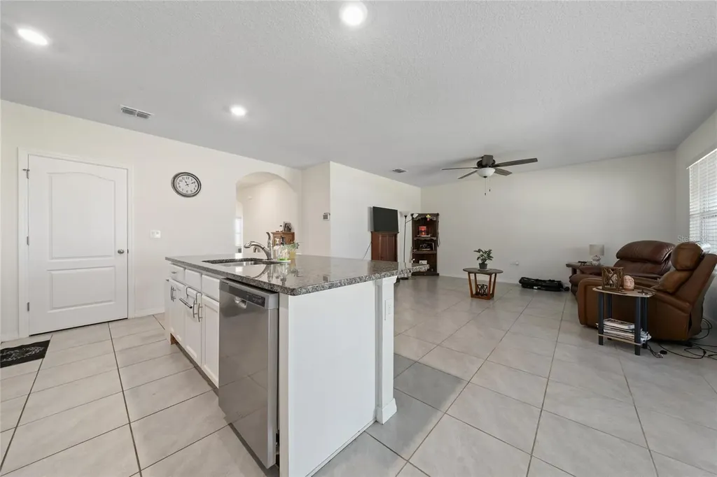 5275 Mayor Drive St Cloud FL 34771