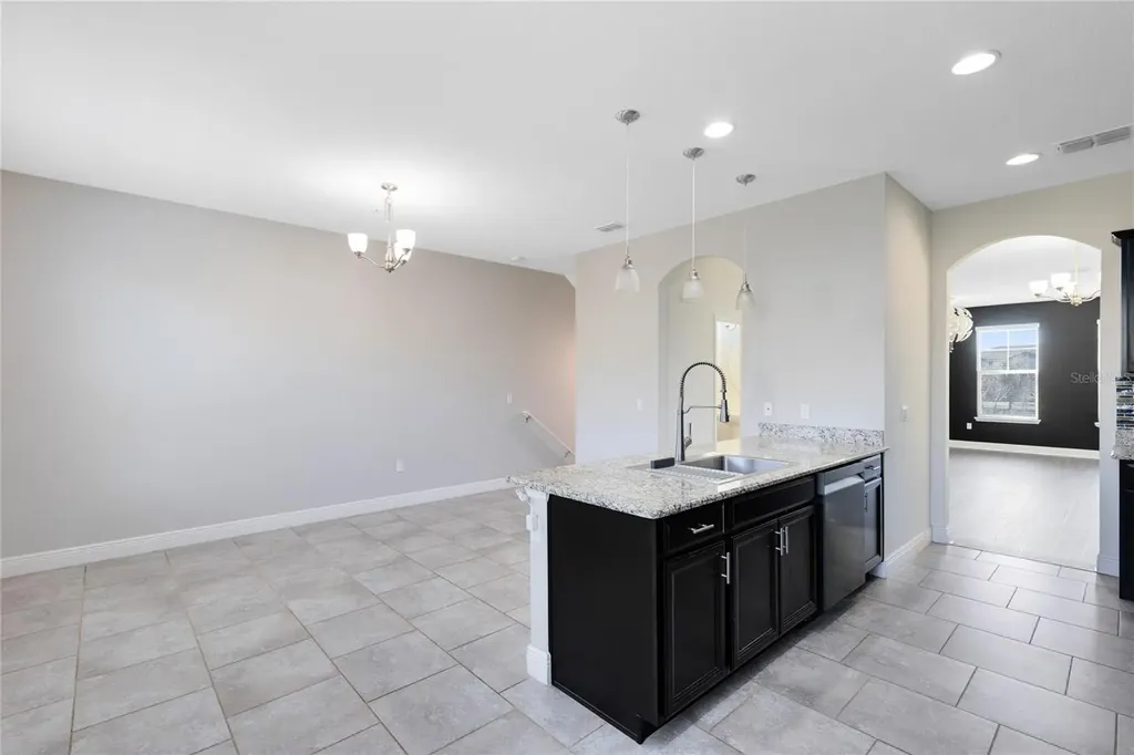 10033 Town Lake Drive Orlando FL 32832