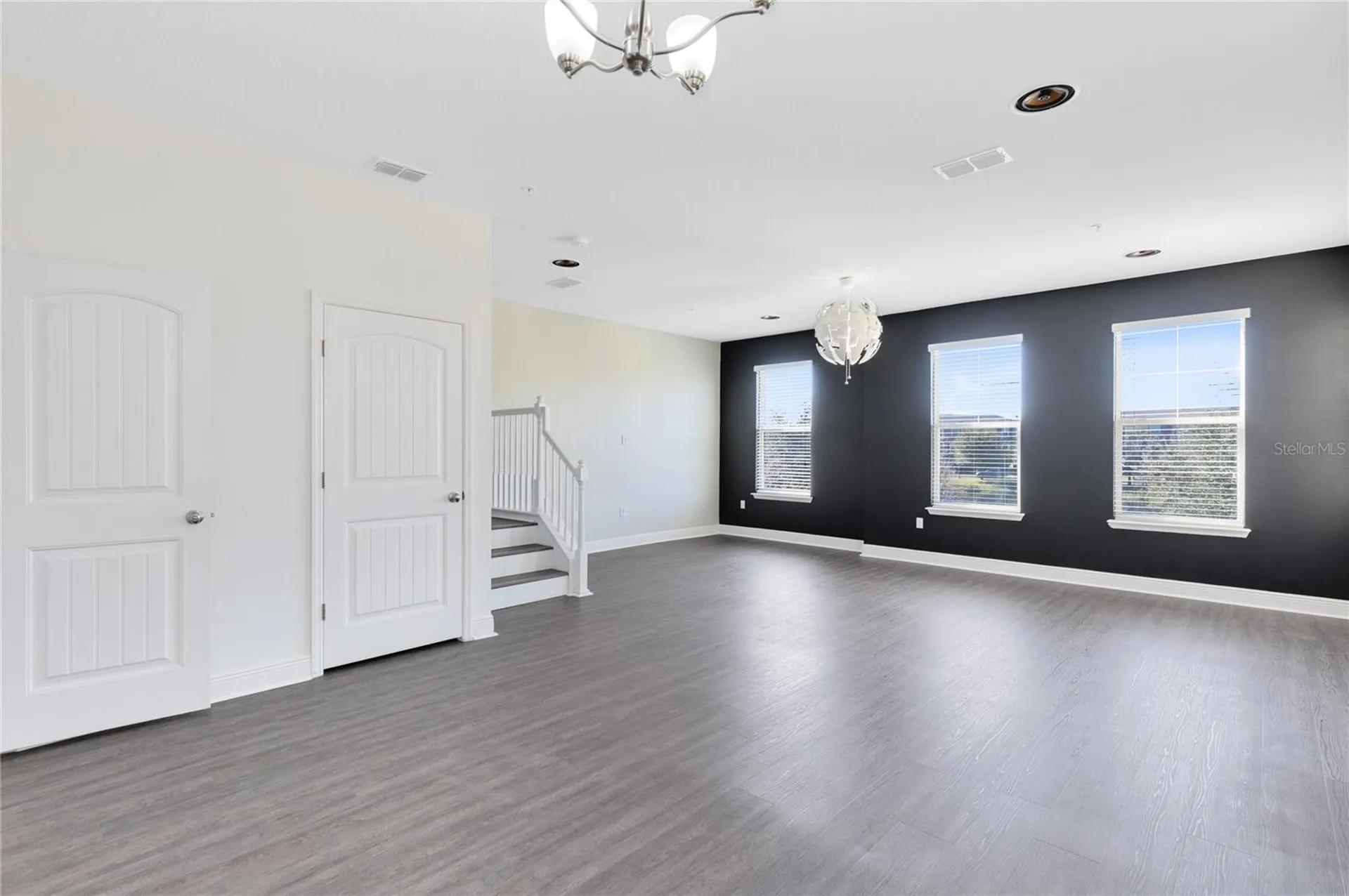 10033 Town Lake Drive Orlando FL 32832
