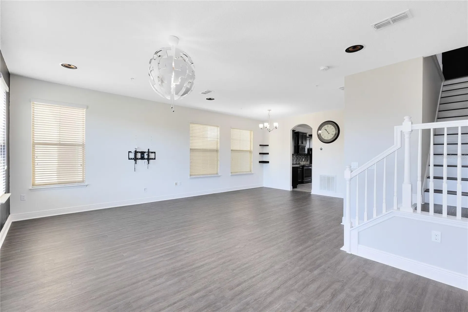 10033 Town Lake Drive Orlando FL 32832