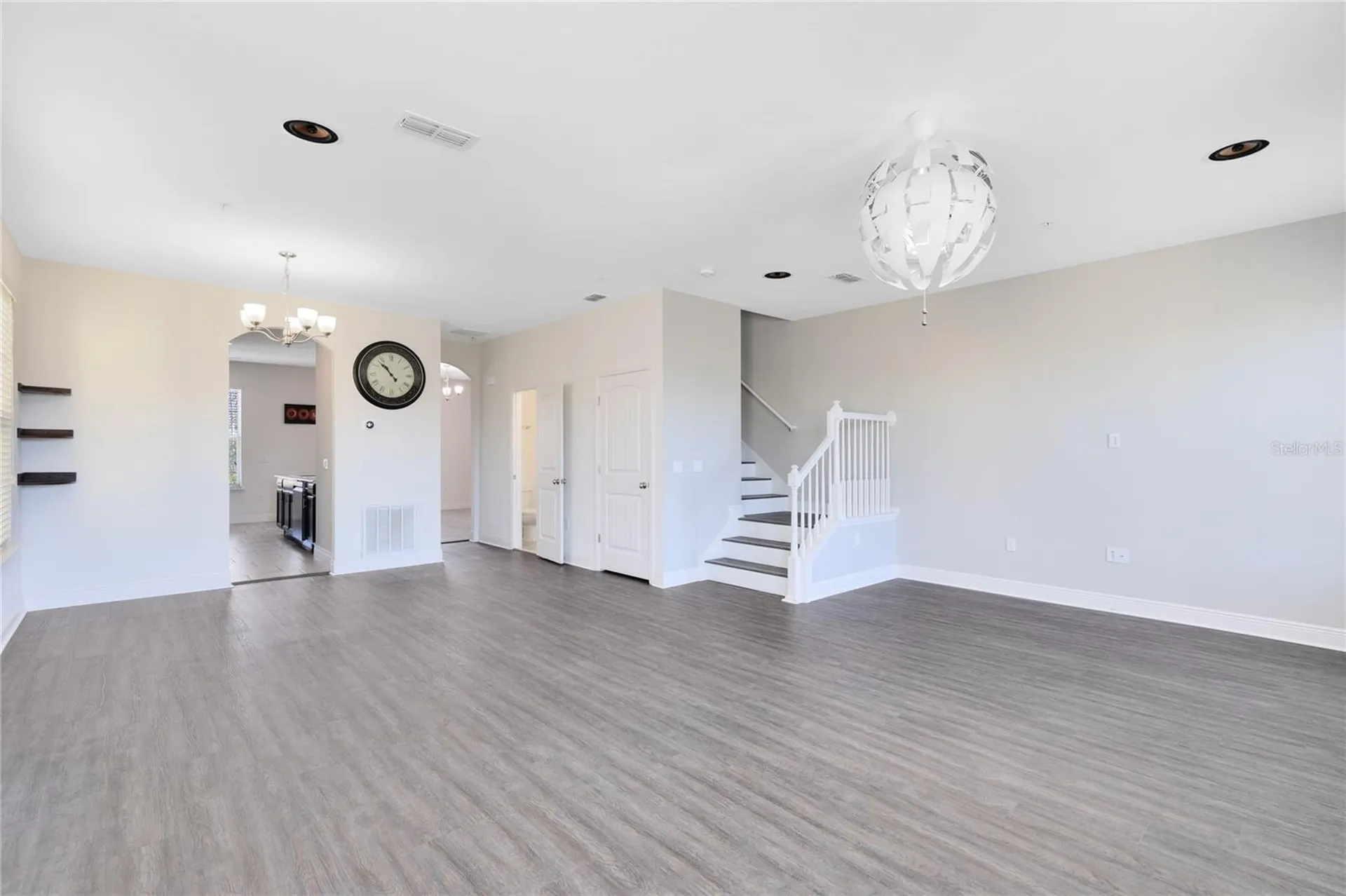 10033 Town Lake Drive Orlando FL 32832
