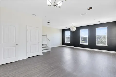 10033 Town Lake Drive Orlando FL 32832