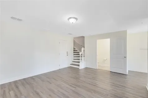 10033 Town Lake Drive Orlando FL 32832