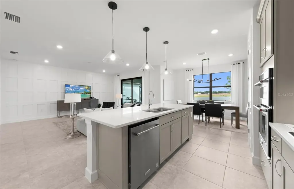 833 Balleby Trail Bradenton FL 34212