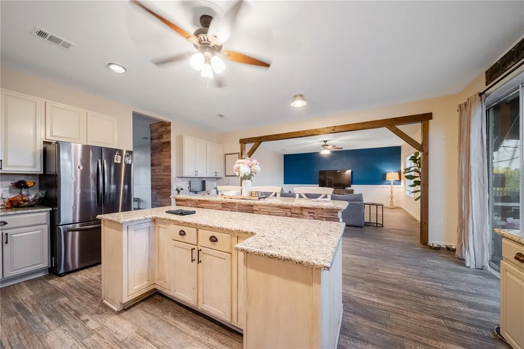 2724 Suncoast Lakes Boulevard Punta Gorda FL 33980