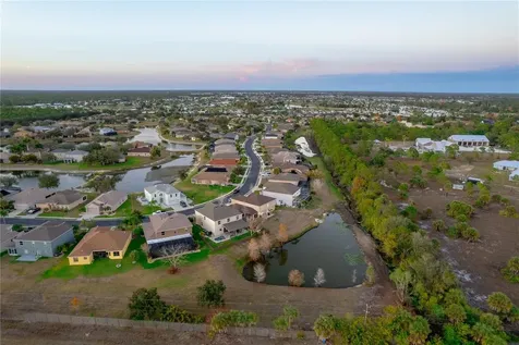 2724 Suncoast Lakes Boulevard Punta Gorda FL 33980