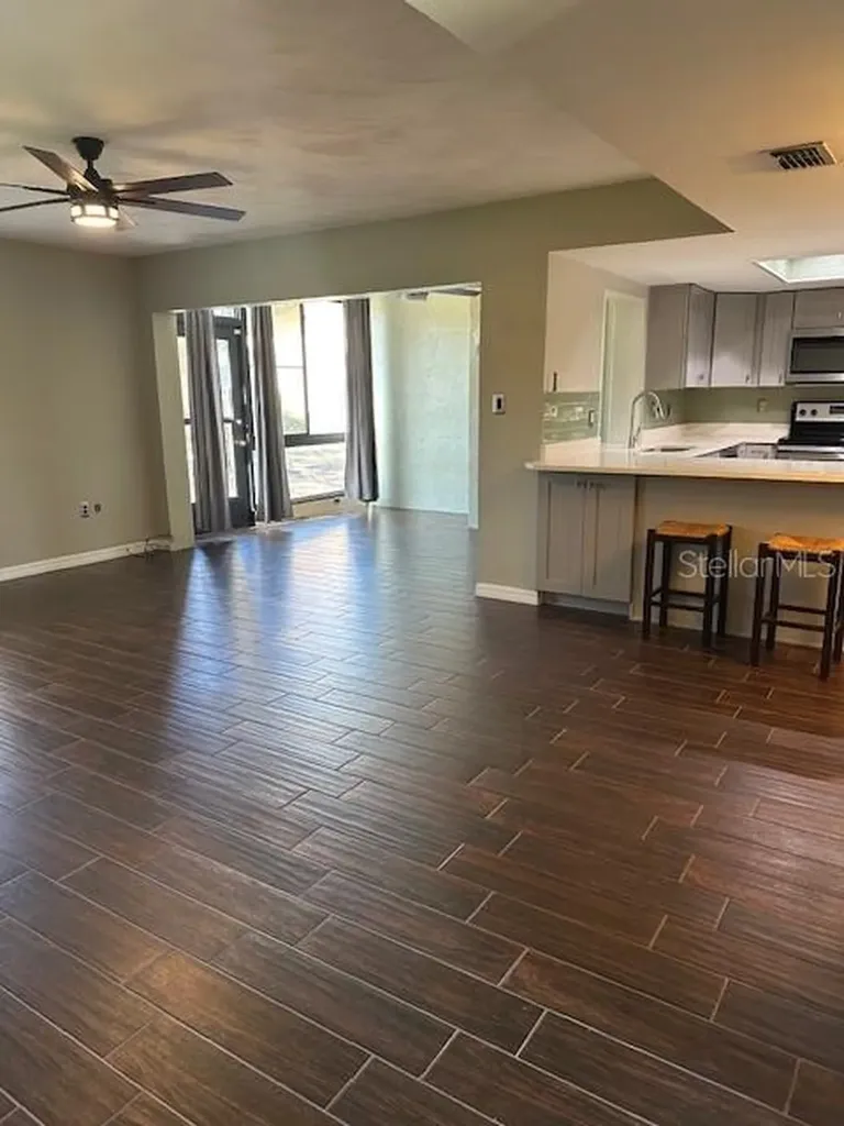 2683 Sabal Springs Circle Clearwater FL 33761