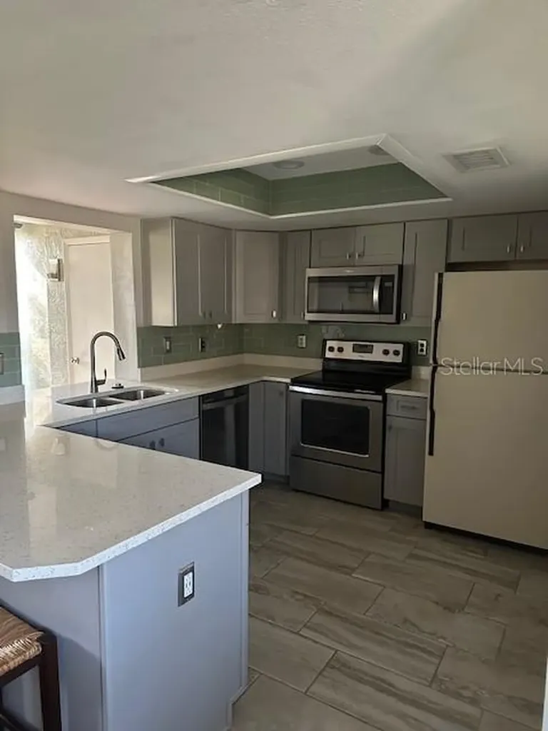 2683 Sabal Springs Circle Clearwater FL 33761