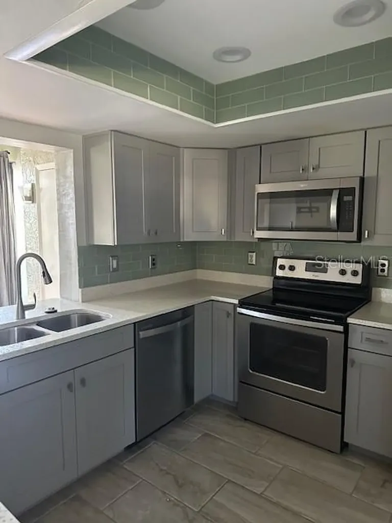 2683 Sabal Springs Circle Clearwater FL 33761