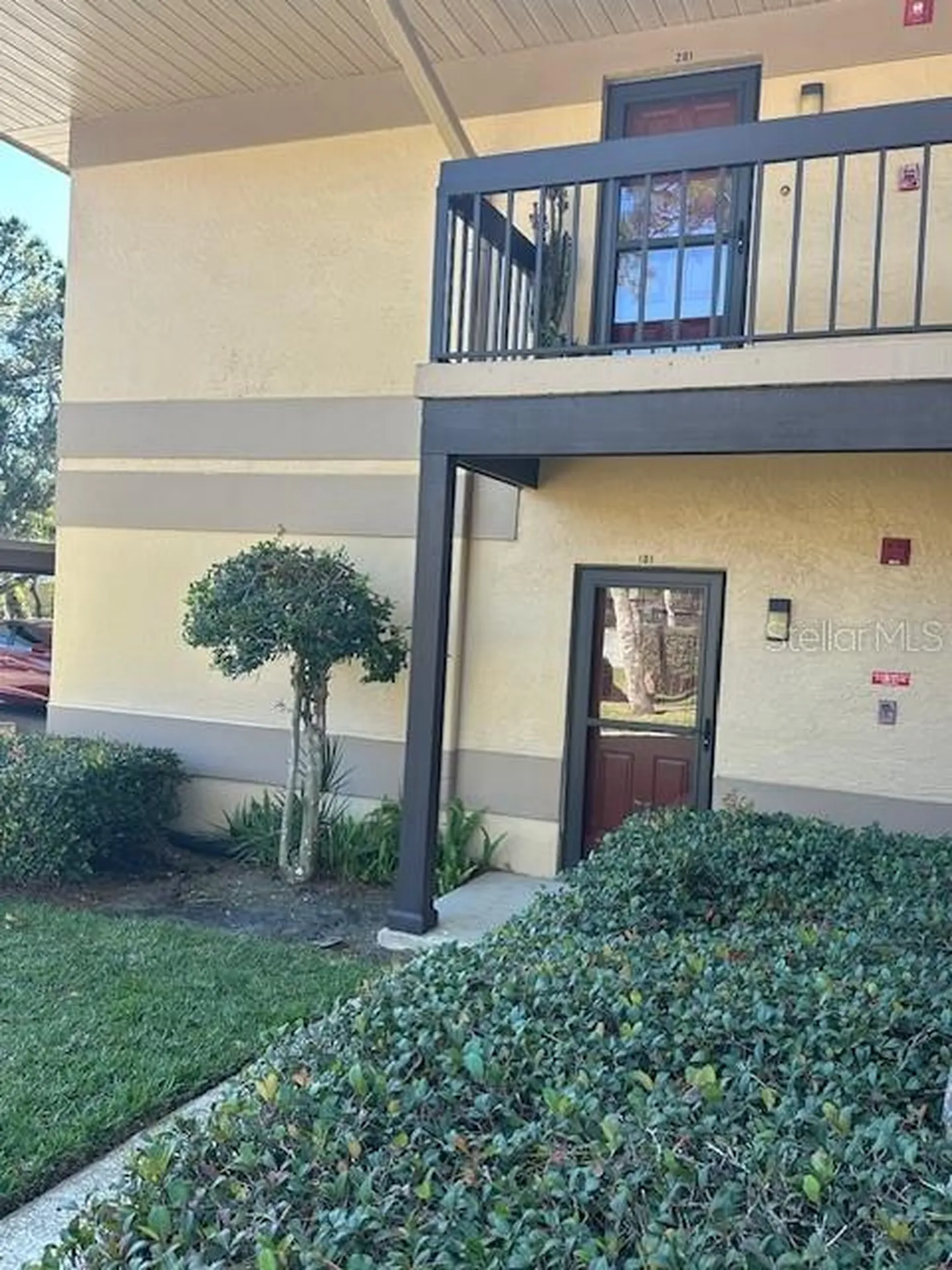 2683 Sabal Springs Circle Clearwater FL 33761