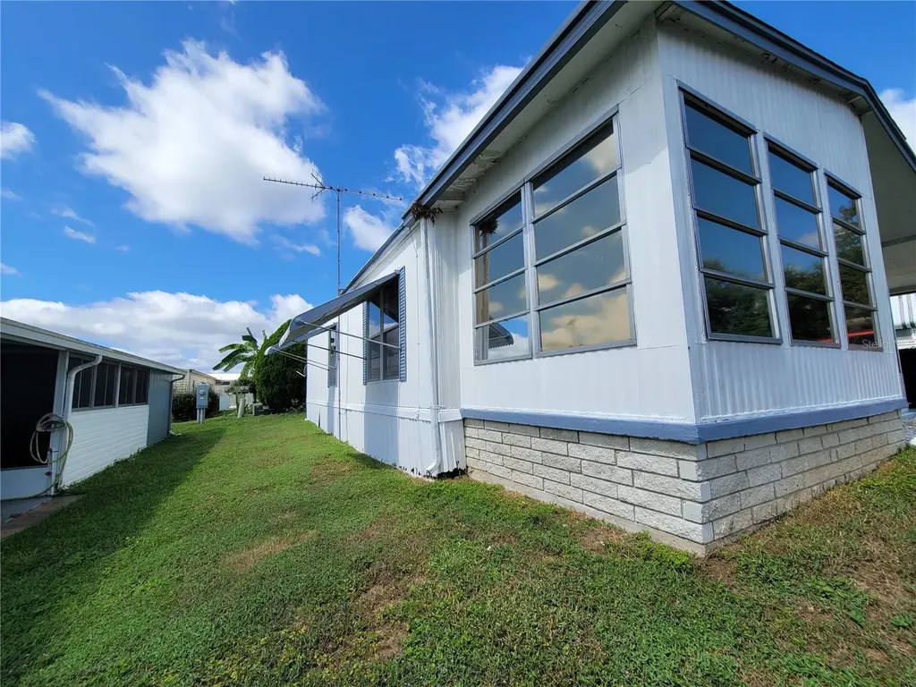 7209 El Meyers Street Zephyrhills FL 33541