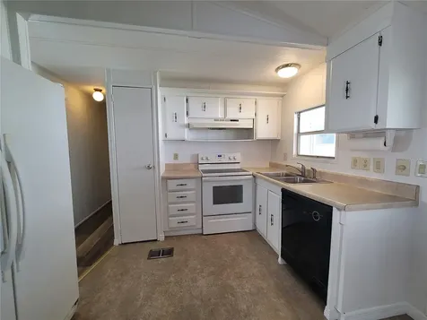 7209 El Meyers Street Zephyrhills FL 33541