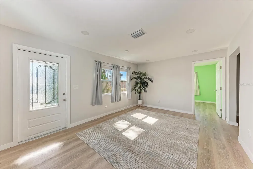 702 20th Avenue W Bradenton FL 34205