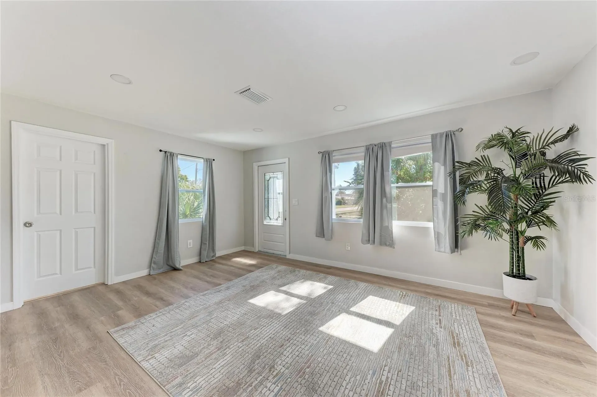 702 20th Avenue W Bradenton FL 34205