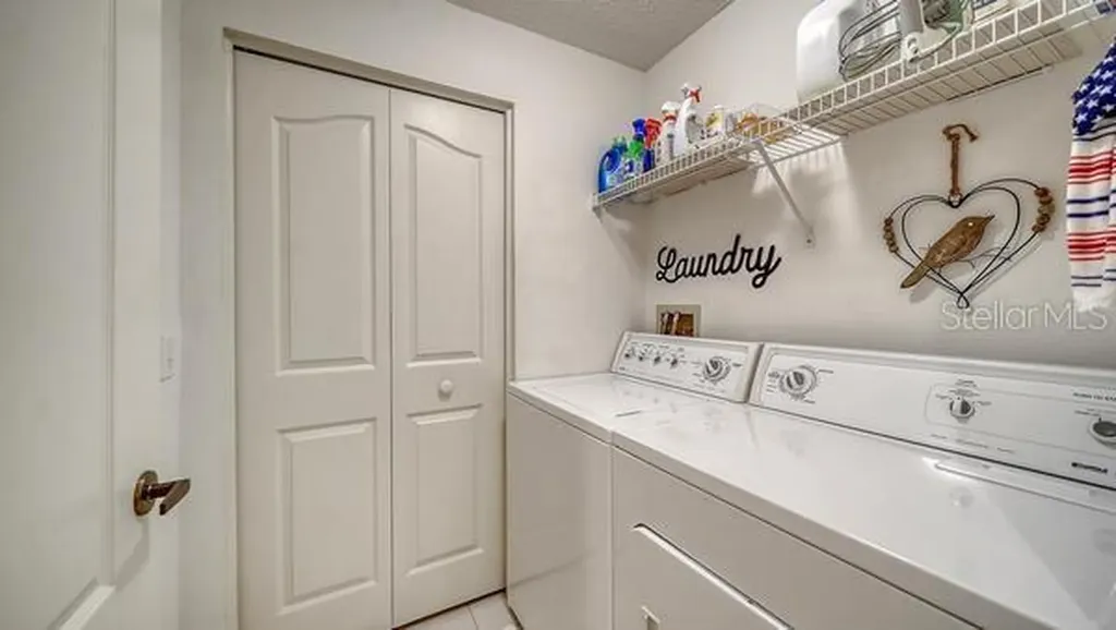 9601 Castle Point Drive Sarasota FL 34238