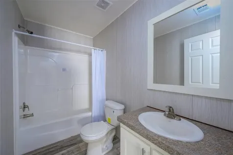 1041 NE County Road 125 Lawtey FL 32058