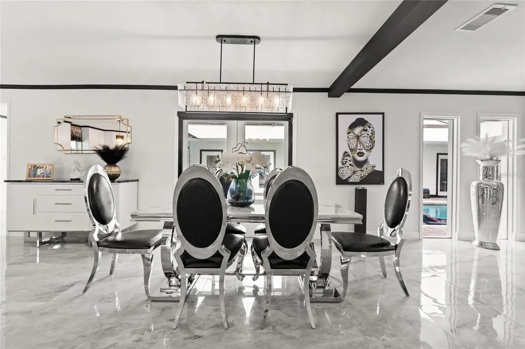 5701 Tarawood Drive Orlando FL 32819