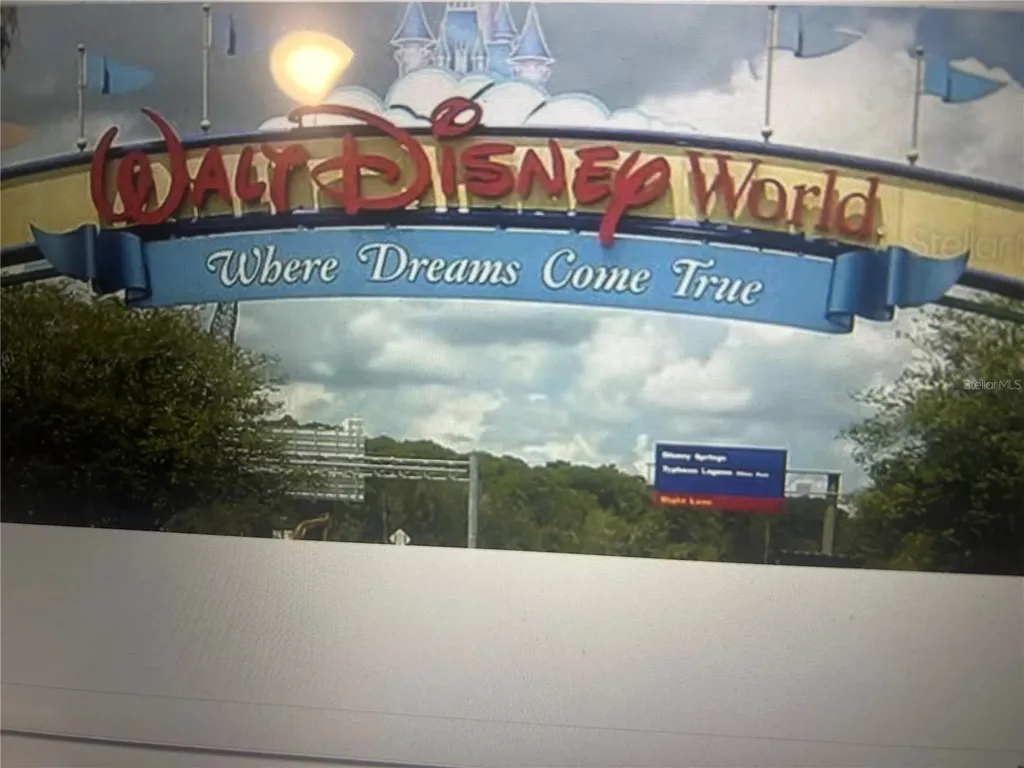 5701 Tarawood Drive Orlando FL 32819
