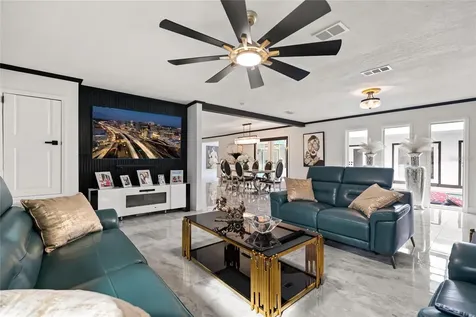 5701 Tarawood Drive Orlando FL 32819