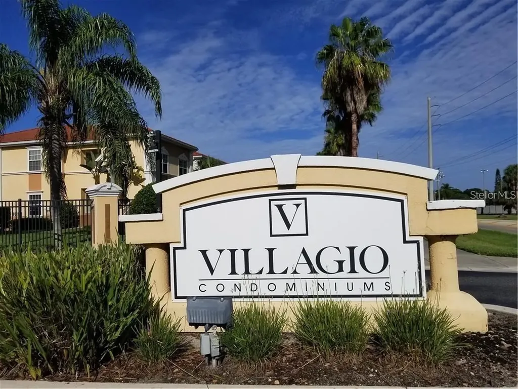 1040 Villagio Circle Sarasota FL 34237