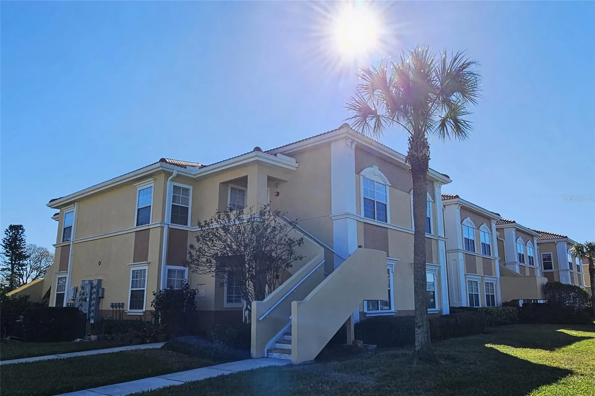 1040 Villagio Circle Sarasota FL 34237