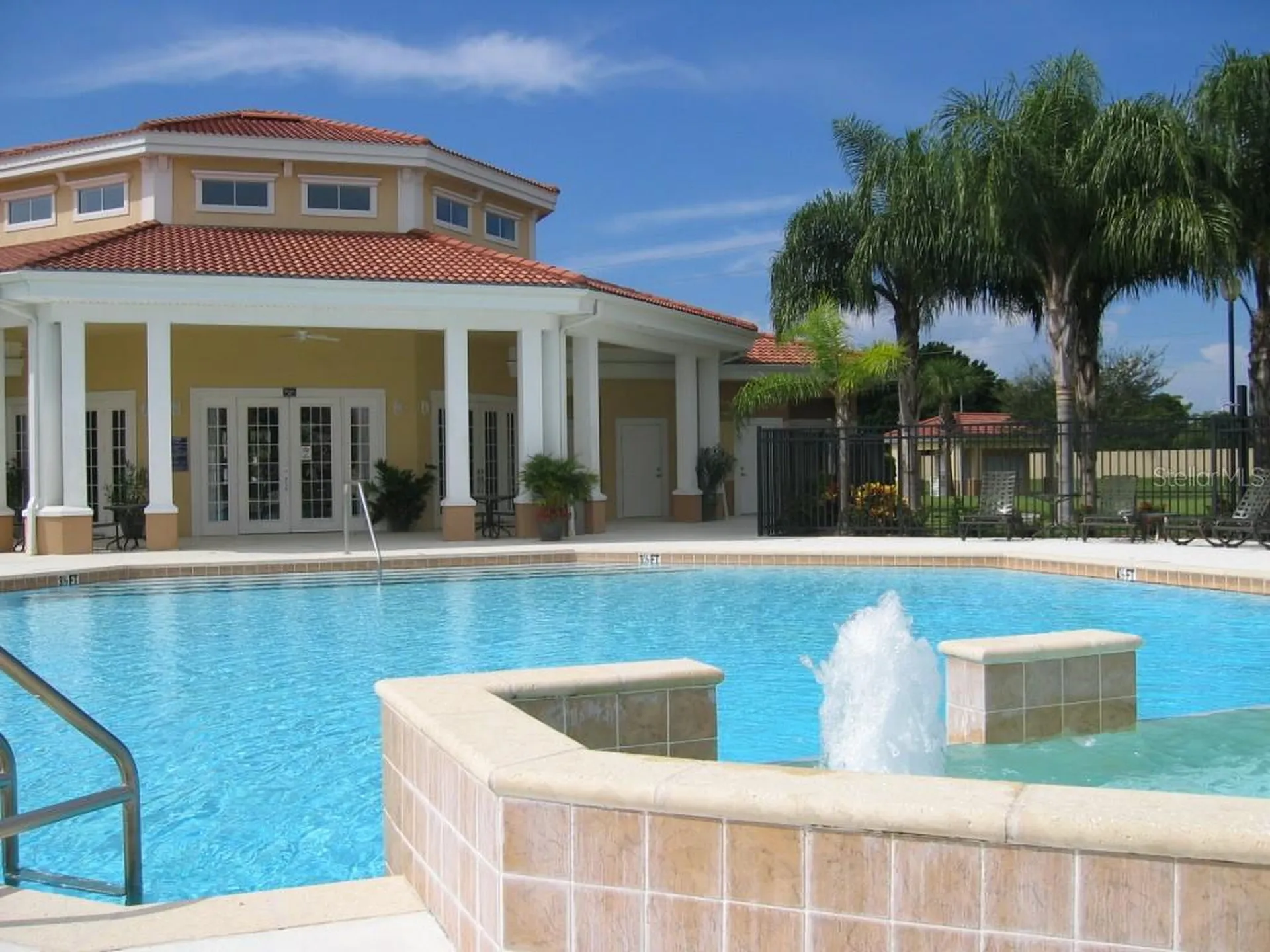 1040 Villagio Circle Sarasota FL 34237