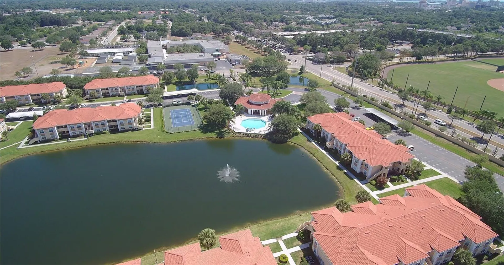 1040 Villagio Circle Sarasota FL 34237