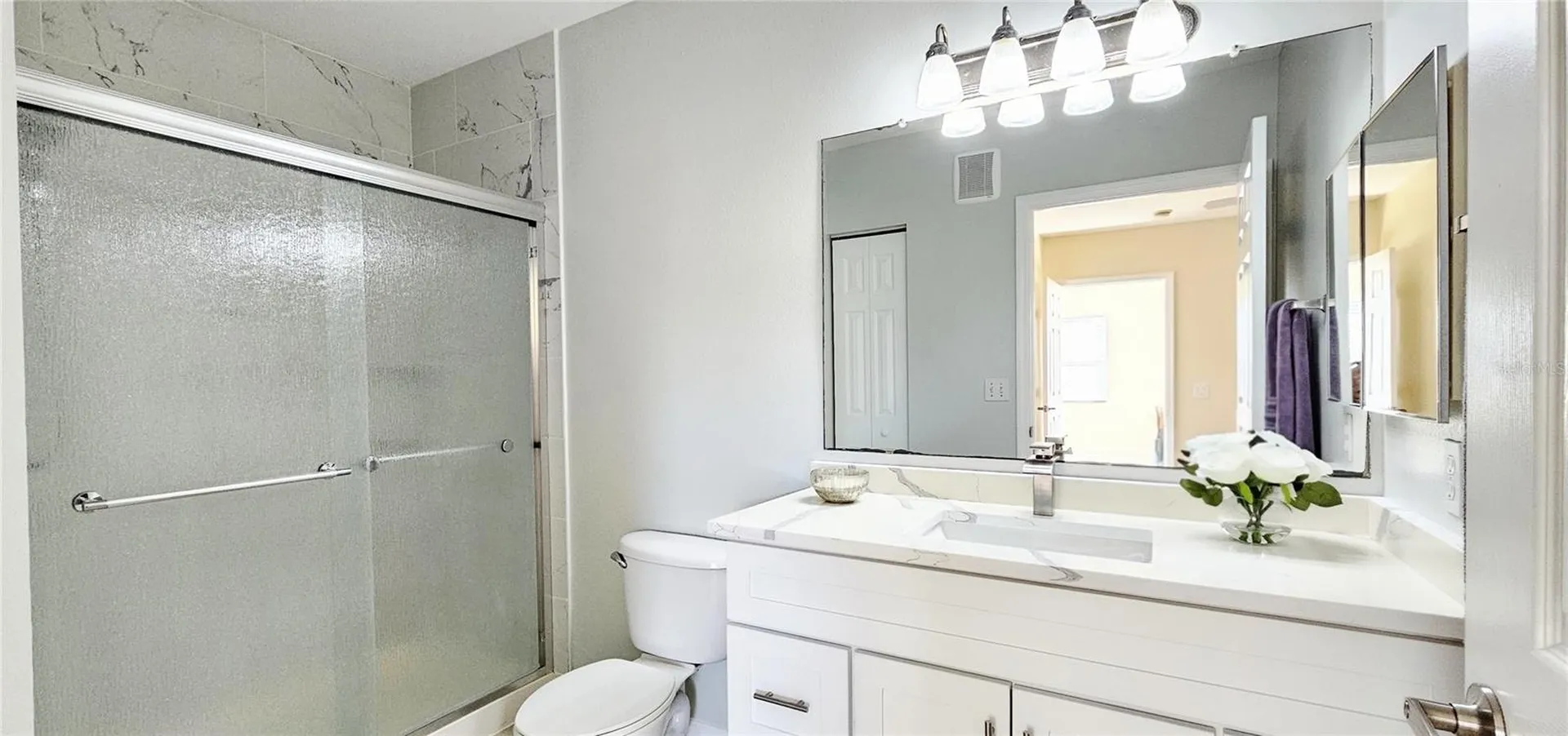 1040 Villagio Circle Sarasota FL 34237