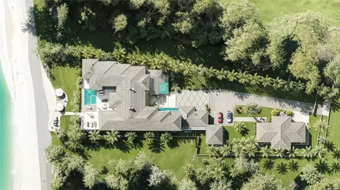 3990 Higel Avenue Sarasota FL 34242