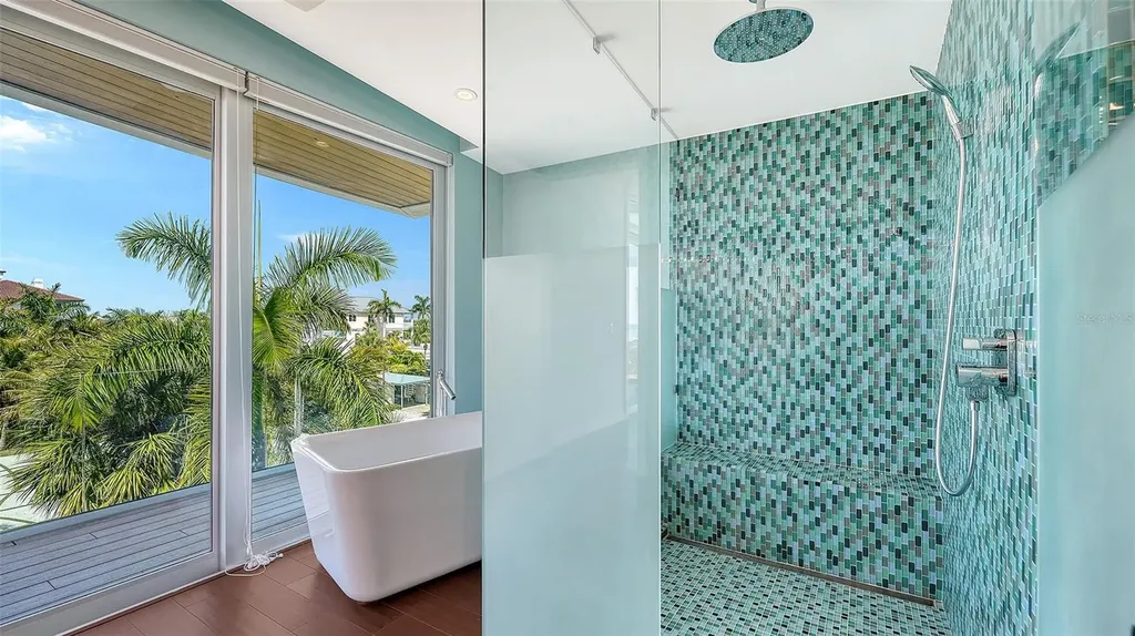 160 Whittier Drive Sarasota FL 34236